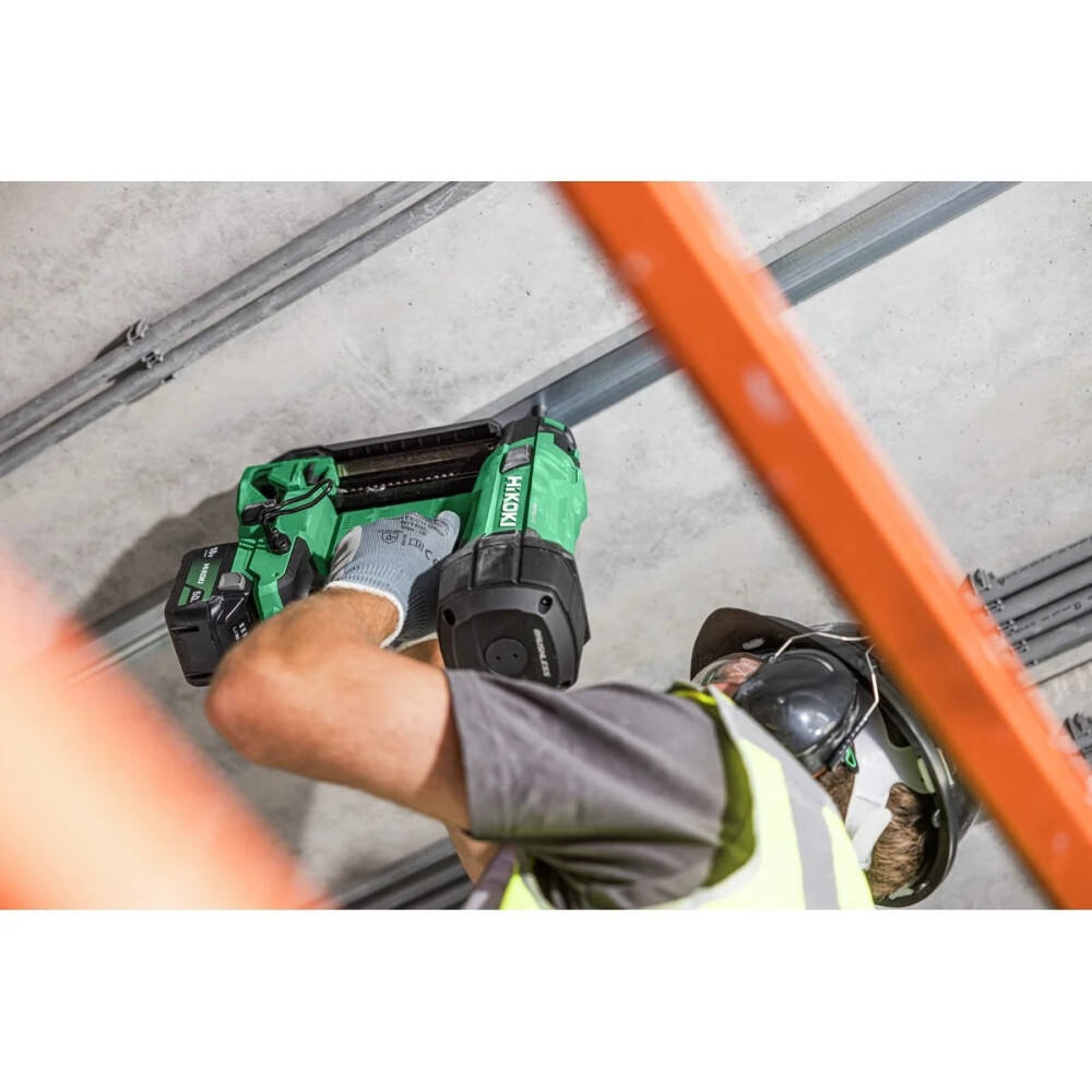 HIKOKI Beton spijkerapparaat,MV exclusive koffer NC1840DAW3Z